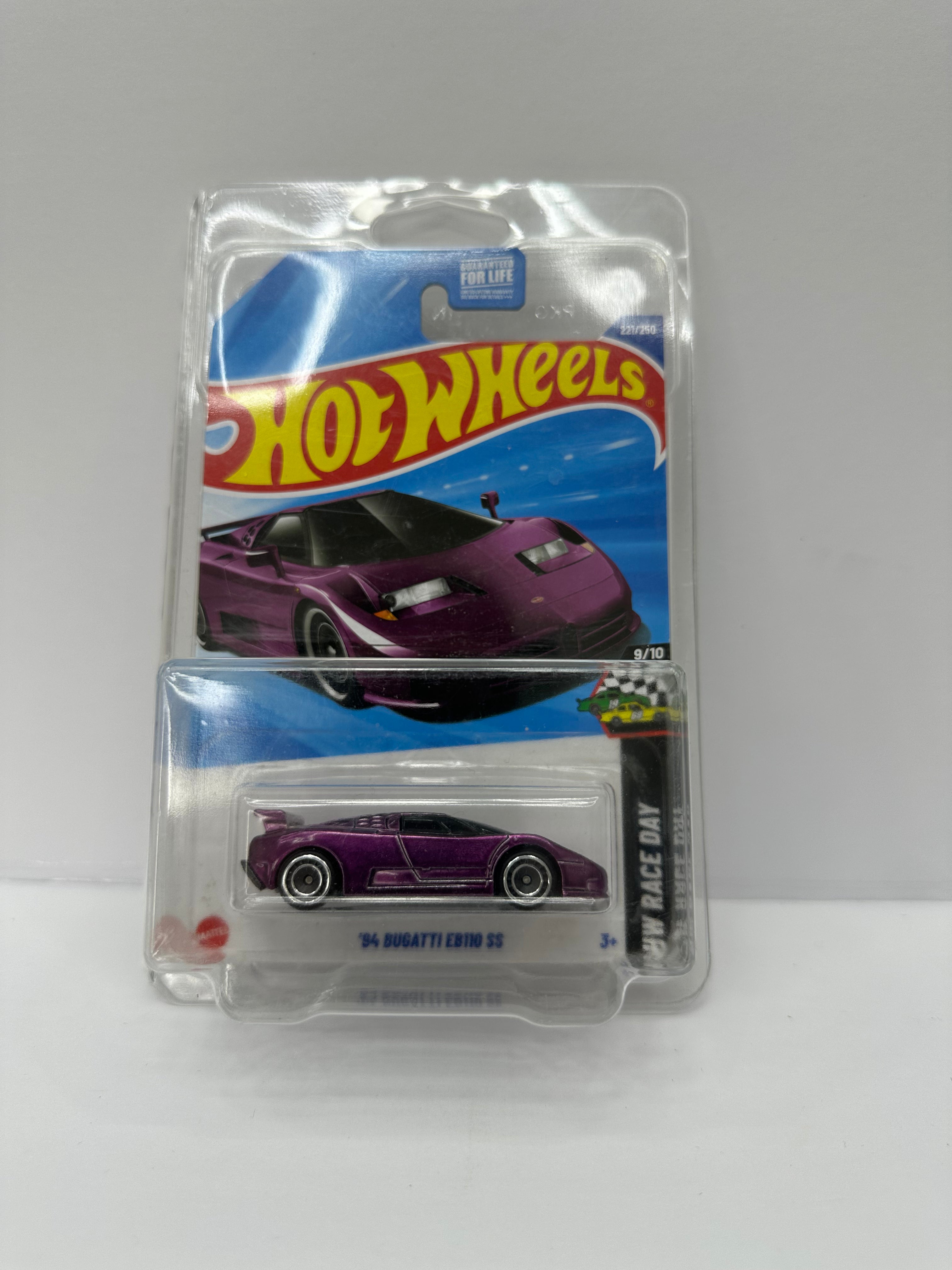 Hot Wheels 2025 Super Treasure Hunt Factory Sealed - '93 Bugatti EB110 SS